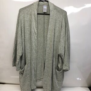 Time and Tru Cardigan Shortsleeved Green Gray
